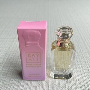 Kayali Fleur Majesty rose royale 31 miniature dabber